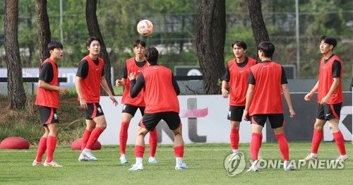 훈련 열중하는 U-20 축구대표팀