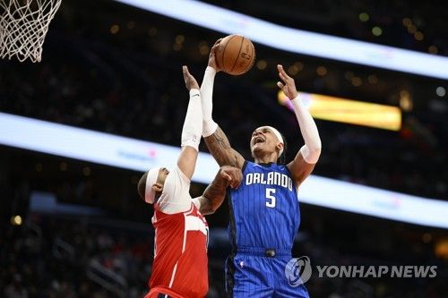 NBA 신인상에 올랜도 포워드 반케로