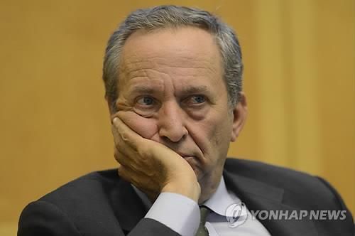 서머스 전 미국 재무장관 