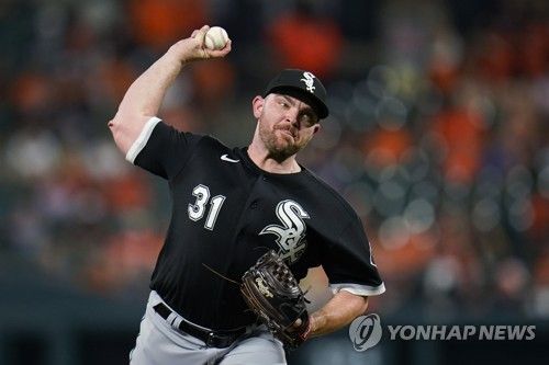 혈액암 완치 판정을 받고 돌아오는 리엄 헨드릭스