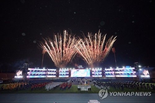 성웅 이순신 축제 개막식 불꽃놀이