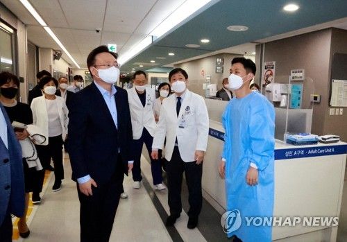 조규홍 장관, 응급의료 현장 점검