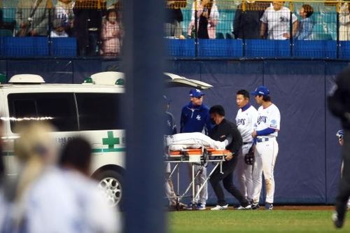 구급차에 실려가는 피렐라