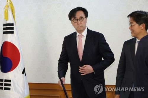 장호진 외교부 1차관(왼쪽) [연합뉴스 자료사진]