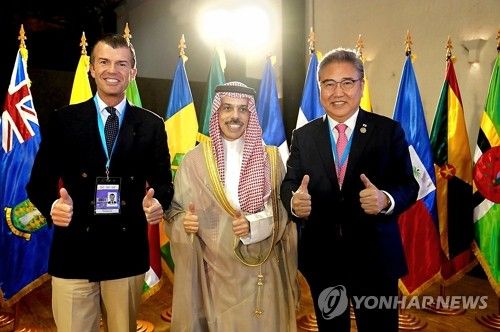 "2030엑스포 유치 선의의 경쟁 합시다"