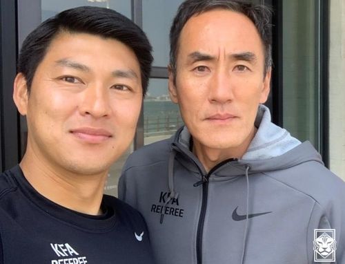 심석우 심판(왼쪽)과 김유영 심판(오른쪽)