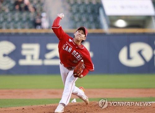 SSG 선발 투수 송영진