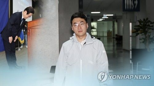'코인 논란' 김남국 탈당 선언…고개 숙인 이재명 "진심으로 죄송"(CG)