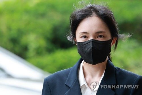 필로폰 투약 혐의, 서민재 영장 심사 출석