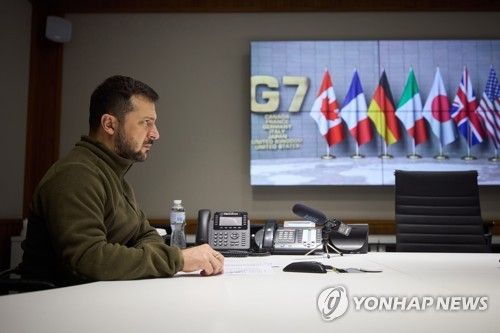작년 10월 G7 정상회의에 원격으로 참석한 젤렌스키 