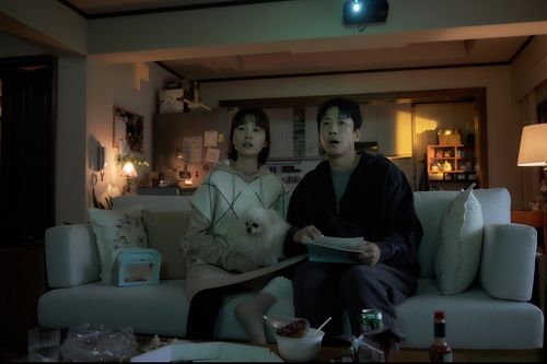 영화 '잠' 속 한 장면