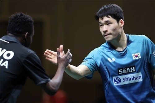 16강 오른 장우진