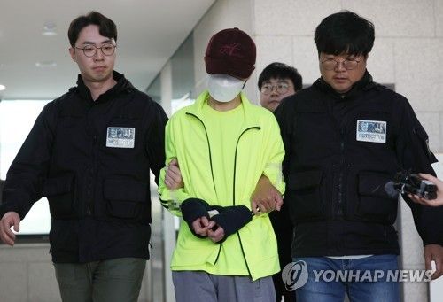 구속심사 향하는 '시흥동 연인 보복살해범'