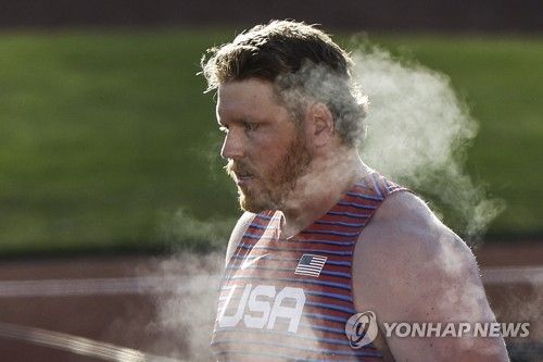 남자 해머던지기 크라우저