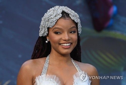 영화 '인어공주' 런던 시사회 참석한 배우 핼리 베일리