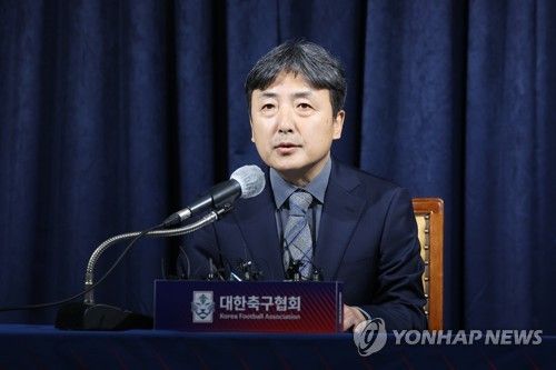 발언하는 김정배 신임 상근부회장