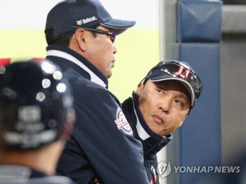 '안 풀리네' 두산 이승엽 감독