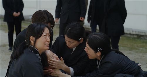 영화 '이씨 가문의 형제들' 속 한 장면