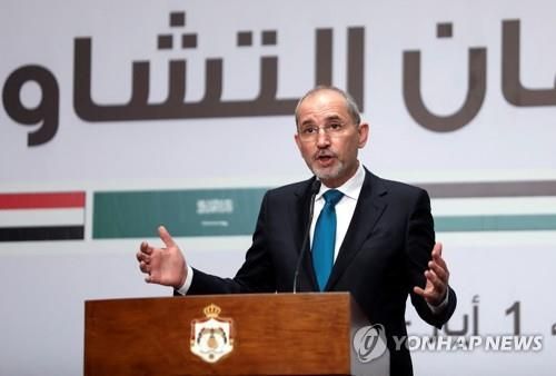 아이만 사파디 요르단 외무장관