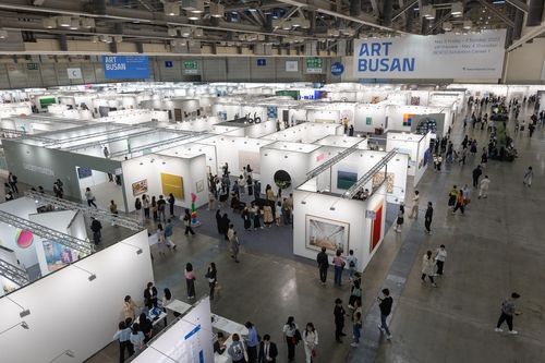 아트부산 2023 전시장 전경