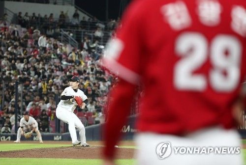 양현종, 김광현과 진검승부