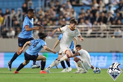 대구와 포항의 경기 장면