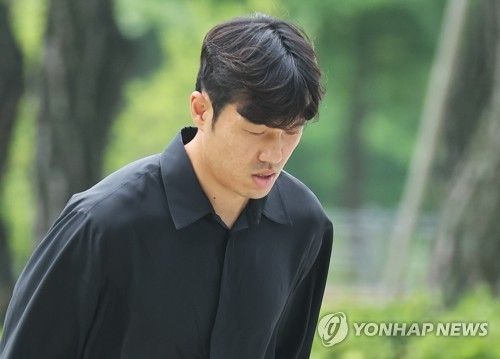 고개 숙인 석현준