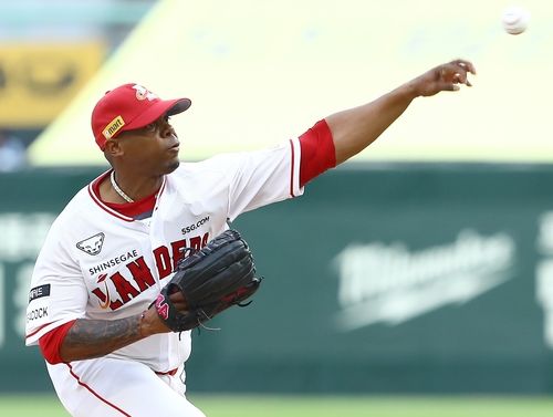 SSG 랜더스 외국인 투수 로에니스 엘리아스