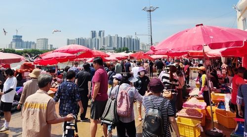 북적이는 소래포구 일대 어시장