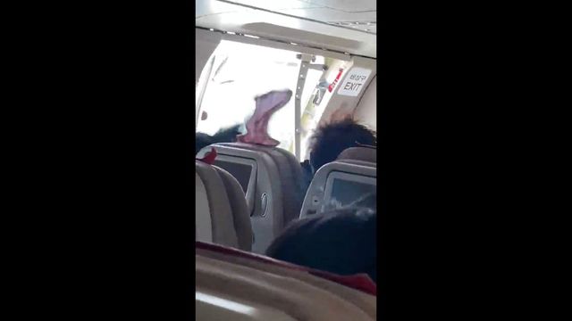 아시아나 여객기, 착륙 직전 개문 비행 