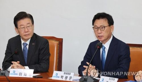 발언하는 박광온 원내대표