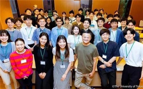 지난 12일 도쿄대에서 강의한 마윈 