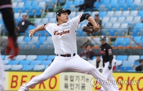 역투하는 이태양