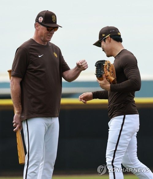 김하성 격려하는 밥 멜빈 샌디에이고 감독