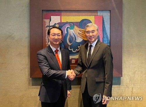 김건 본부장과 성김 미국 대북특별대표