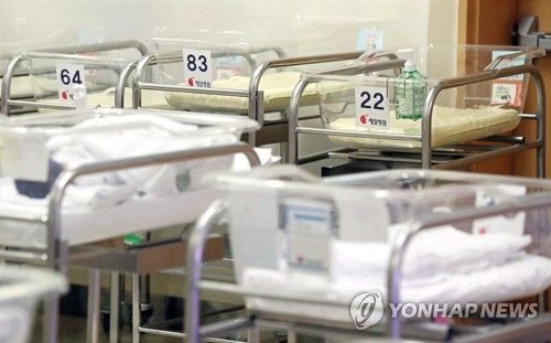 신생아실 [연합뉴스 자료사진] photo@yna.co.kr