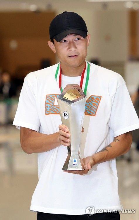 '수비왕' 김민재 귀국