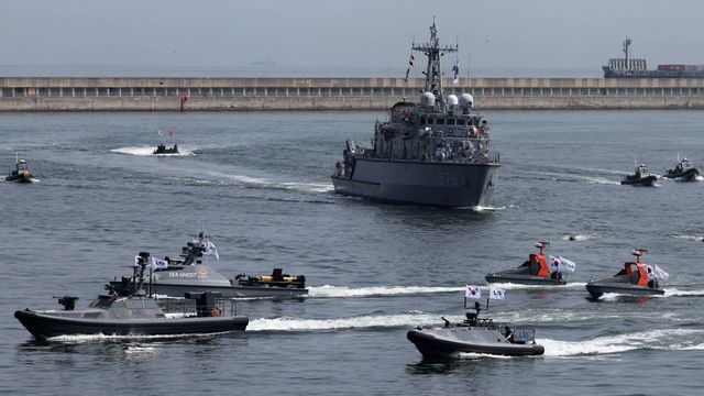 미래 상륙작전은 어떻게?…유·무인 복합전투체계 적용 첫 시연