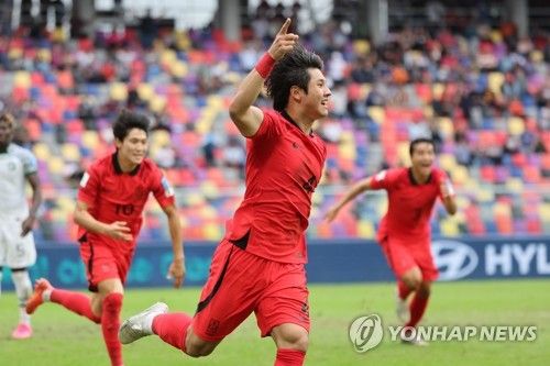 4일(현지시간) 나이지리아와의 8강전에서 연장전 결승골 넣은 뒤 기뻐하는 최석현