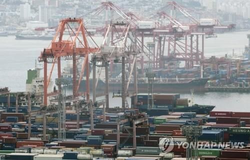 부산항의 컨테이너 부두