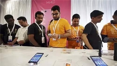 샤오미의 인도 휴대전화 매장