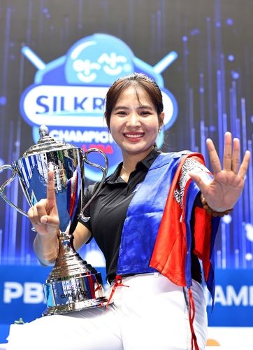 스롱 피아비의 우승 세리머니