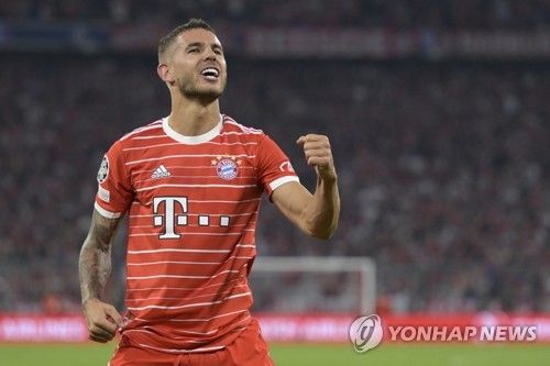 바이에른 뮌헨을 떠나 PSG로 이적한 뤼카 에르난데스