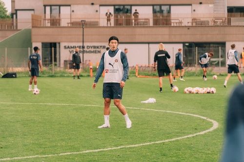 미트윌란에 합류한 뒤 첫 훈련에 나선 조규성