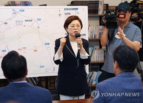 발언하는 김정재 의원