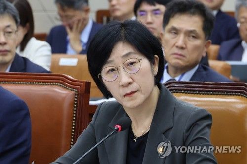 질의 듣는 한화진 환경부 장관