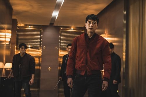 영화 '보호자' 속 한 장면