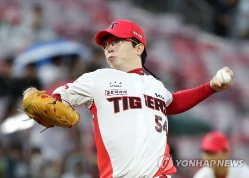 '개인 통산 선발승 1위를 향하여' 투구하는 양현종