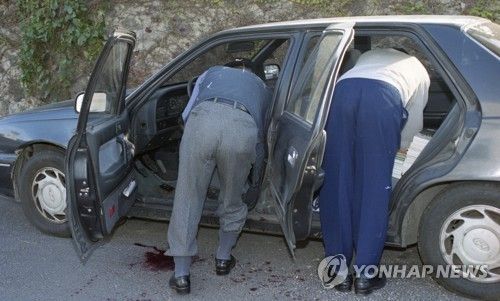 제주 변호사 피살 현장 감식 나선 경찰