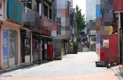 한산한 신림역 '흉기난동' 사고 거리